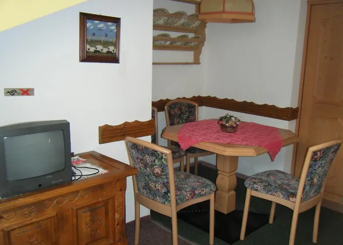 Griesser 招待所 3*